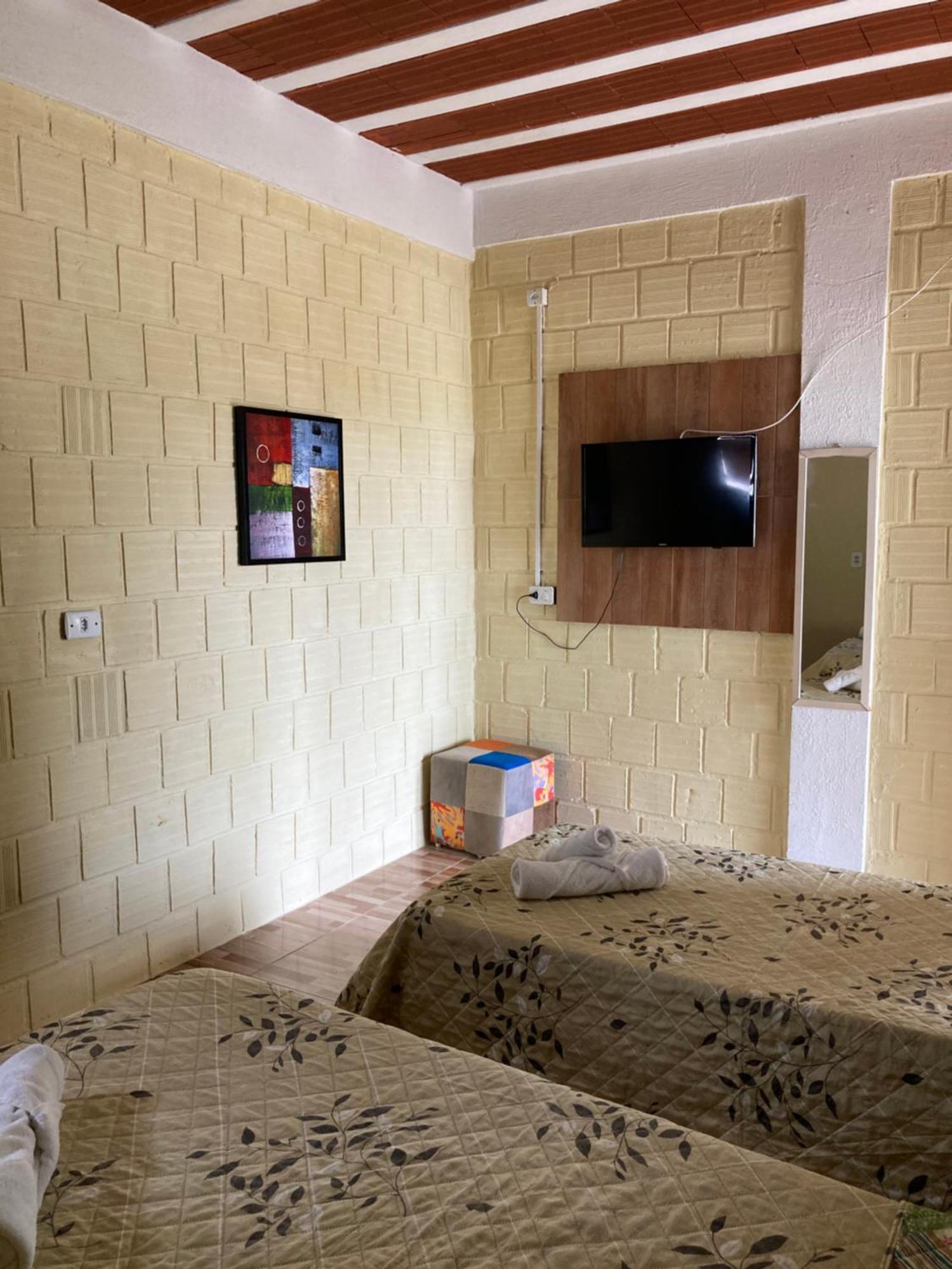 Pousada Vitoria Hotel Pitimbu  Eksteriør billede